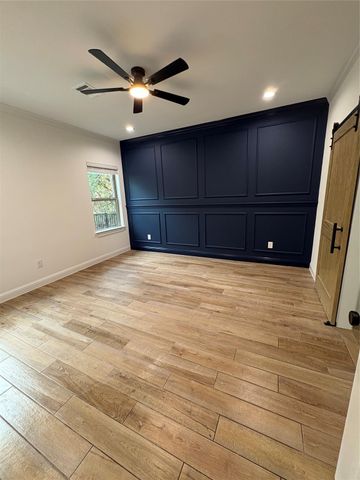 109 Cove Point, Conroe, TX 77356