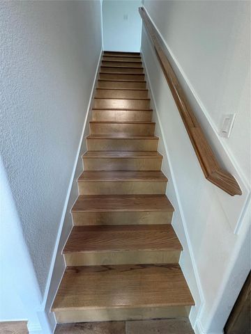 109 Cove Point, Conroe, TX 77356