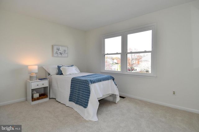 13730 ROSETREE CT, Chantilly, VA 20151