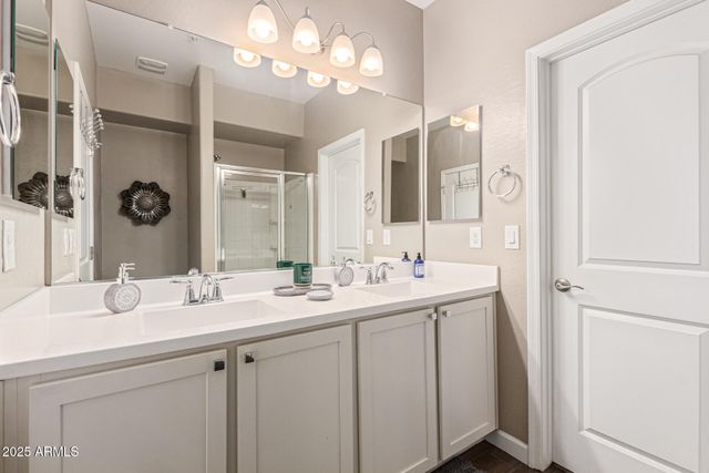 240 W Juniper Avenue, Gilbert, AZ 85233