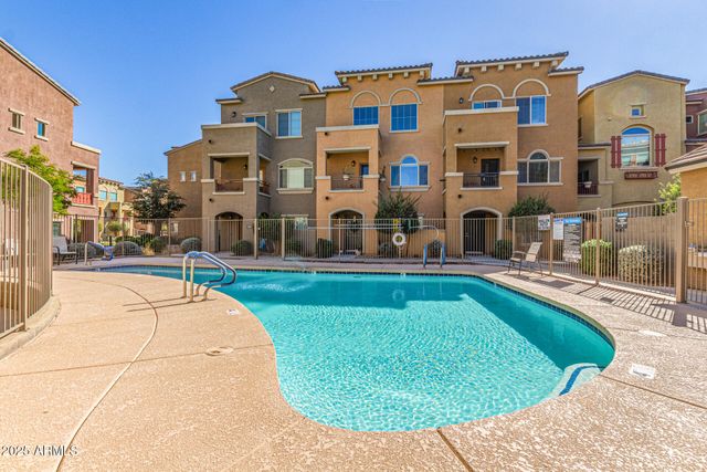 240 W Juniper Avenue, Gilbert, AZ 85233