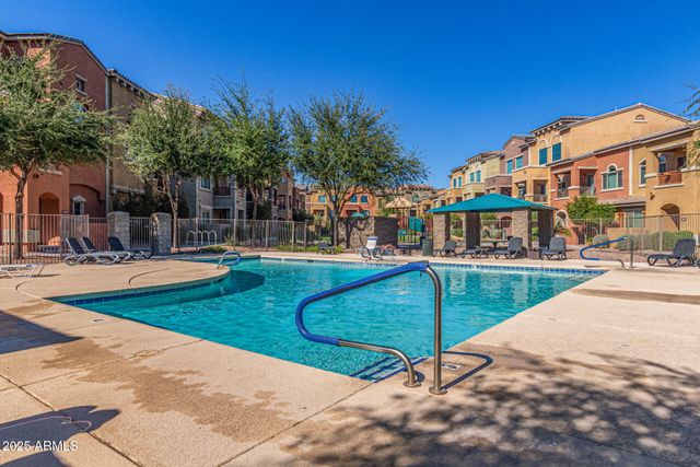 240 W Juniper Avenue, Gilbert, AZ 85233