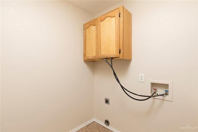 503 W Green Jay Avenue, Pharr, TX 78577