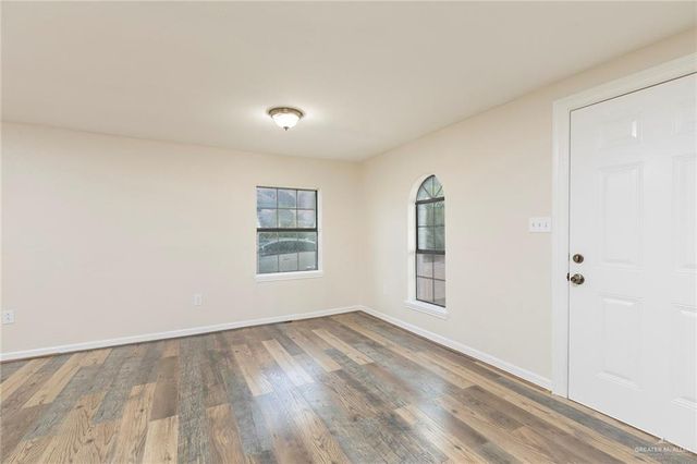 503 W Green Jay Avenue, Pharr, TX 78577