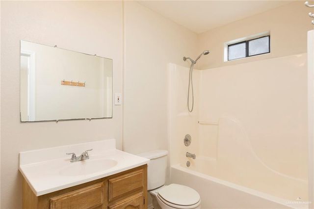 503 W Green Jay Avenue, Pharr, TX 78577