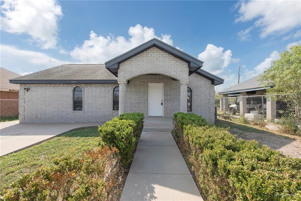 503 W Green Jay Avenue, Pharr, TX 78577