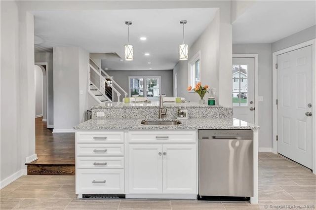 175 5th Avenue, Stratford, CT 06615