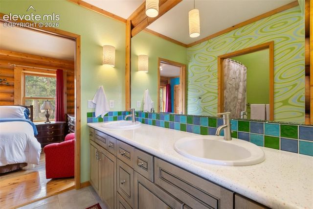 9 Arapahoe Street, Woodland Park, CO 80863