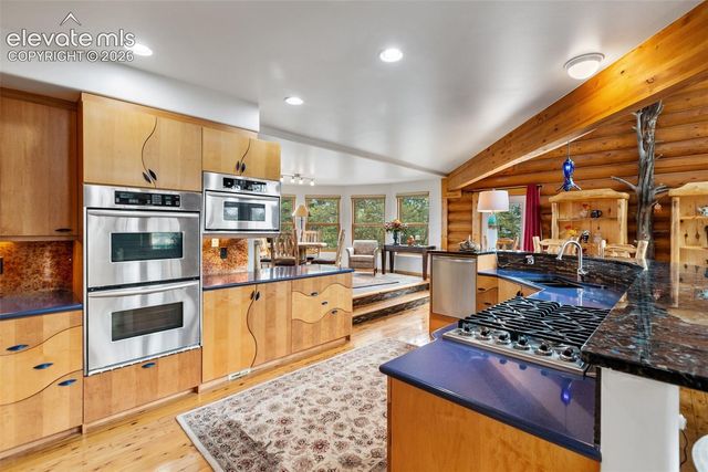 9 Arapahoe Street, Woodland Park, CO 80863