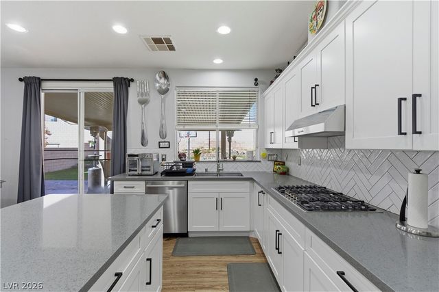 3031 Parchment Court, Las Vegas, NV 89117