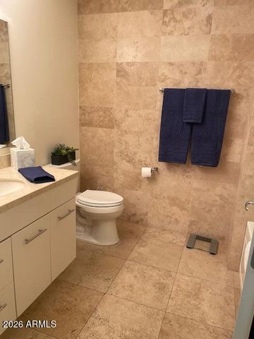 7127 E RANCHO VISTA Drive 2001, Scottsdale, AZ 85251