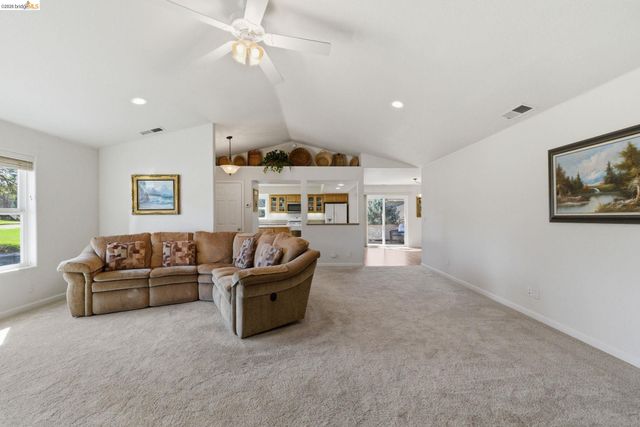 12552 Tannahill, Groveland, CA 95321