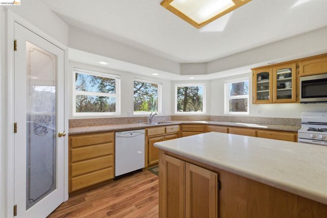 12552 Tannahill, Groveland, CA 95321