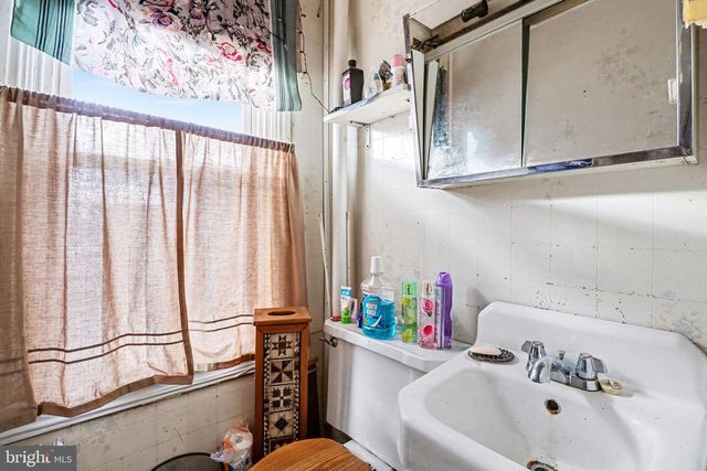 1109 MIFFLIN ST, Lebanon, PA 17046