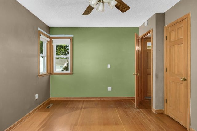 2840 Kentucky Avenue S, Saint Louis Park, MN 55426