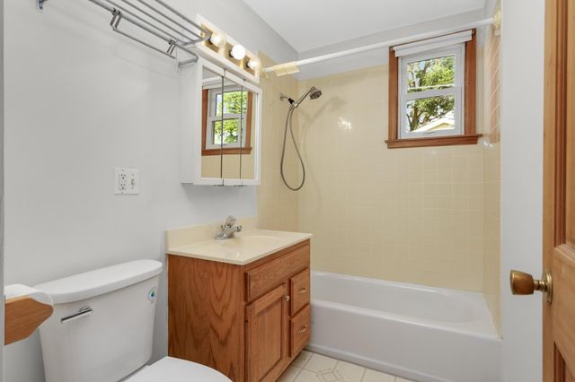 2840 Kentucky Avenue S, Saint Louis Park, MN 55426