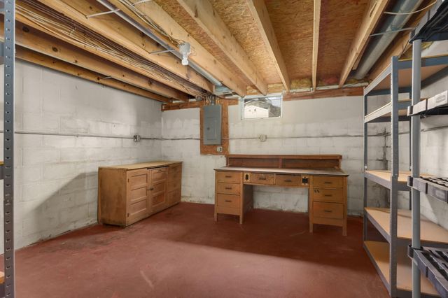 2840 Kentucky Avenue S, Saint Louis Park, MN 55426