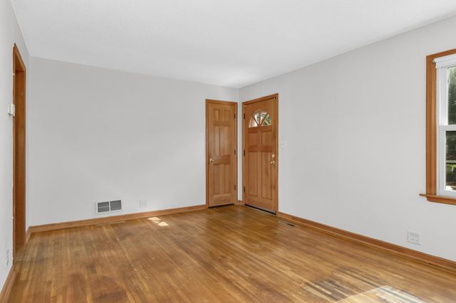 2840 Kentucky Avenue S, Saint Louis Park, MN 55426