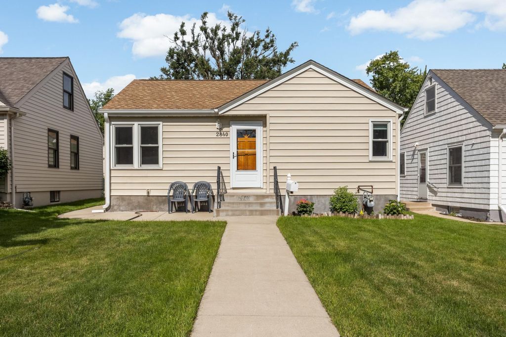 2840 Kentucky Avenue S, Saint Louis Park, MN 55426