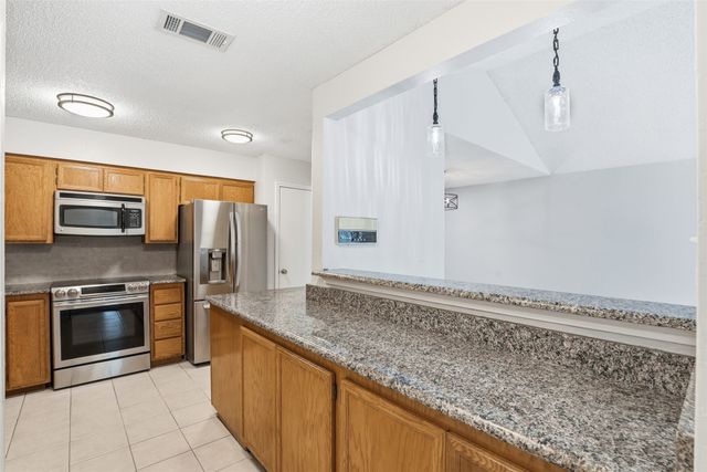 1611 Willow Lane, Euless, TX 76039