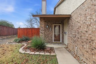 1611 Willow Lane, Euless, TX 76039