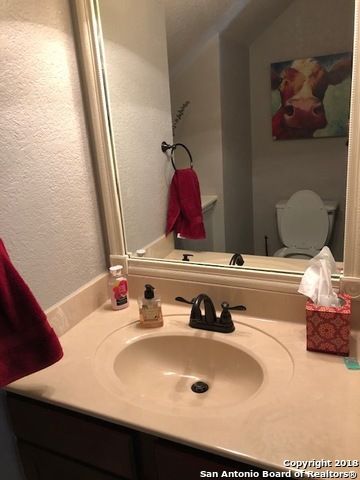 1231 Whitby Tower, San Antonio, TX 78258