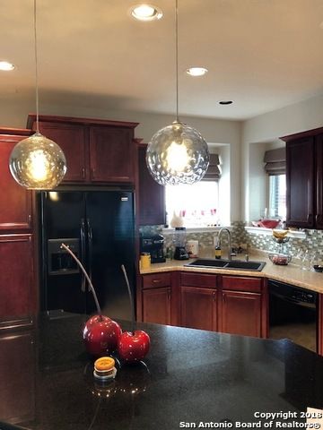 1231 Whitby Tower, San Antonio, TX 78258