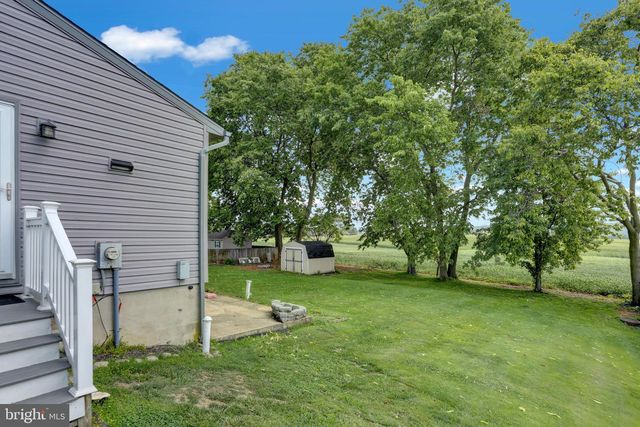 138 ELEANOR DR, Marietta, PA 17547