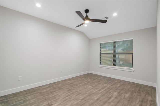 13018 Walden Road A, Montgomery, TX 77356