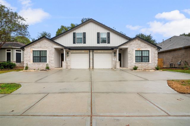 13018 Walden Road A, Montgomery, TX 77356