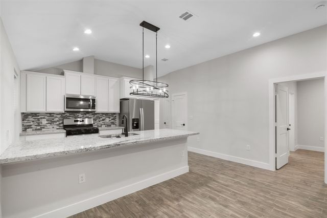 13018 Walden Road A, Montgomery, TX 77356