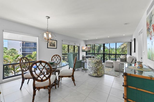 2550 Presidential Way 301, West Palm Beach, FL 33401