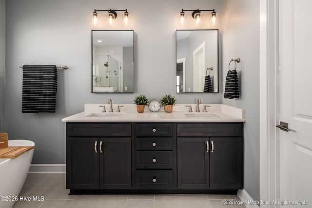 2585 Elis Drive, Winterville, NC 28590