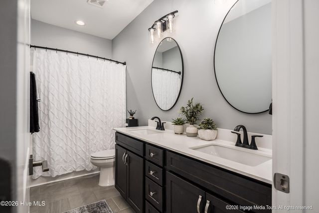 2585 Elis Drive, Winterville, NC 28590