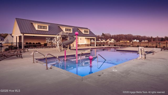 2585 Elis Drive, Winterville, NC 28590