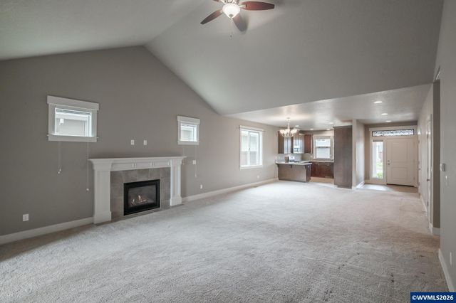 1242 N Lydia Av, Keizer, OR 97303