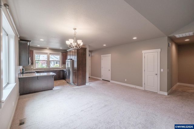 1242 N Lydia Av, Keizer, OR 97303