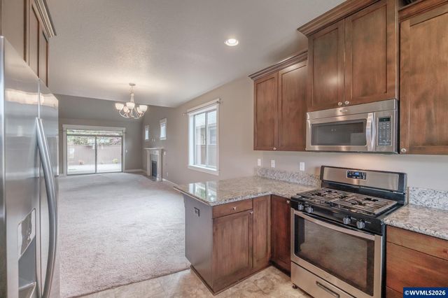 1242 N Lydia Av, Keizer, OR 97303