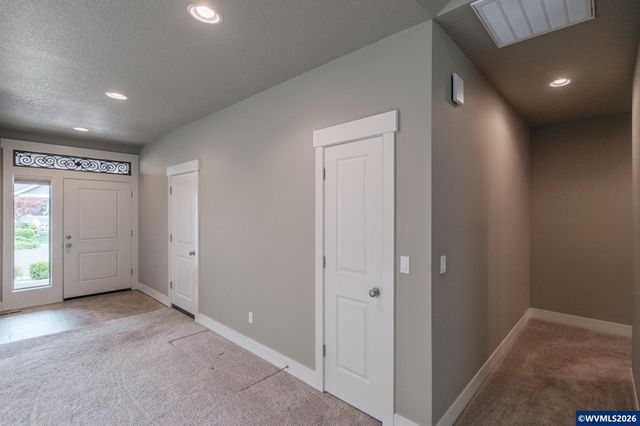 1242 N Lydia Av, Keizer, OR 97303