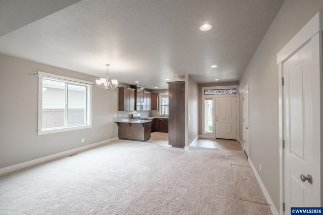 1242 N Lydia Av, Keizer, OR 97303