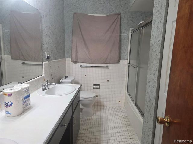 1842 Lathers Street, Garden City, MI 48135