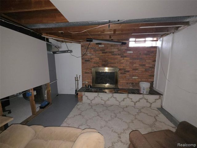 1842 Lathers Street, Garden City, MI 48135