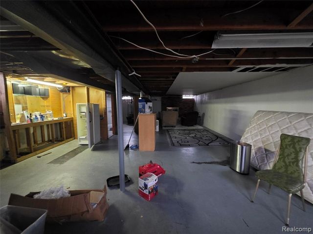 1842 Lathers Street, Garden City, MI 48135