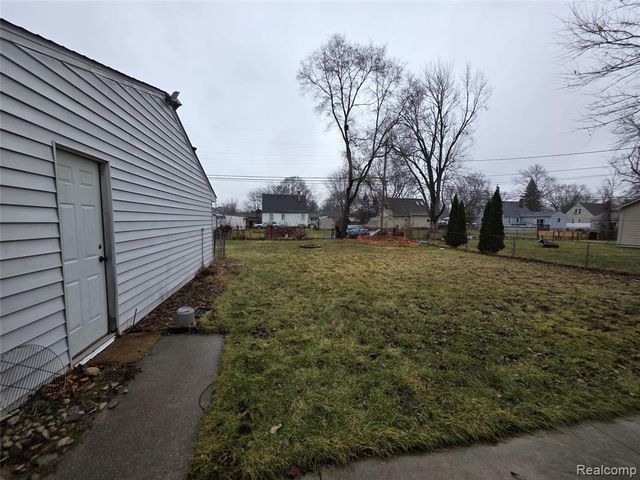 1842 Lathers Street, Garden City, MI 48135