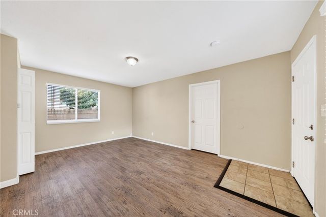 1905 E Palmer, Compton, CA 90221