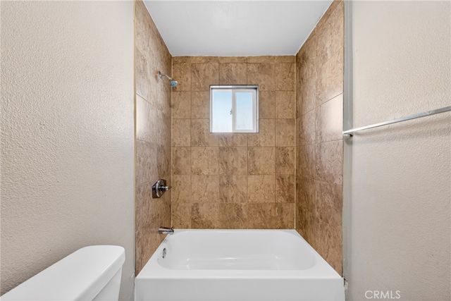 1905 E Palmer, Compton, CA 90221