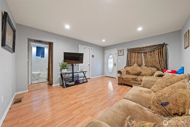 514 Walker Avenue, Wenatchee, WA 98801