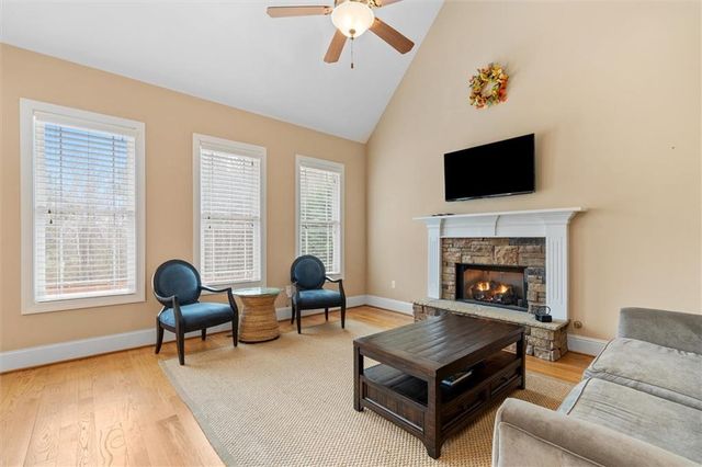 106 Grayson Myers Dr, Villa Rica, GA 30180