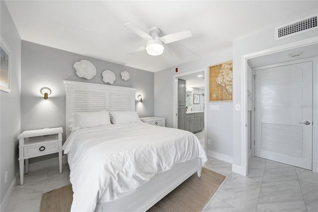 1 KEY CAPRI 306E, Treasure Island, FL 33706