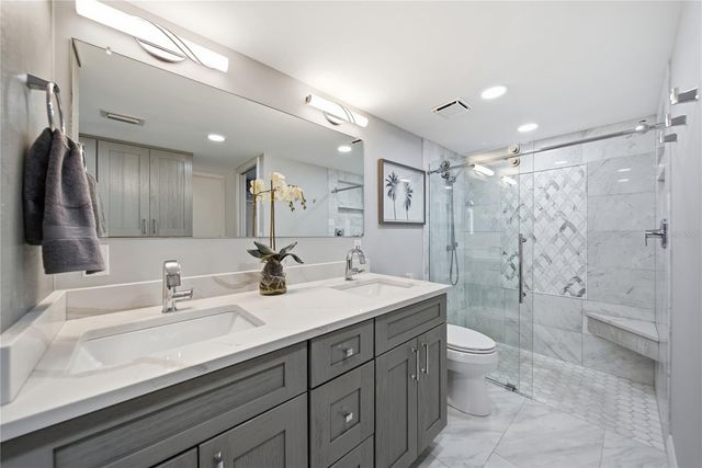 1 KEY CAPRI 306E, Treasure Island, FL 33706